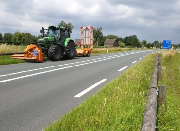 Maaiwerkzaamheden langs wegen en dijken - Gunter BV - Sint-Annaland, Zeeland (1)
