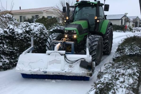 Sneeuw en ijsvrij maken van uw terrein - Gunter BV